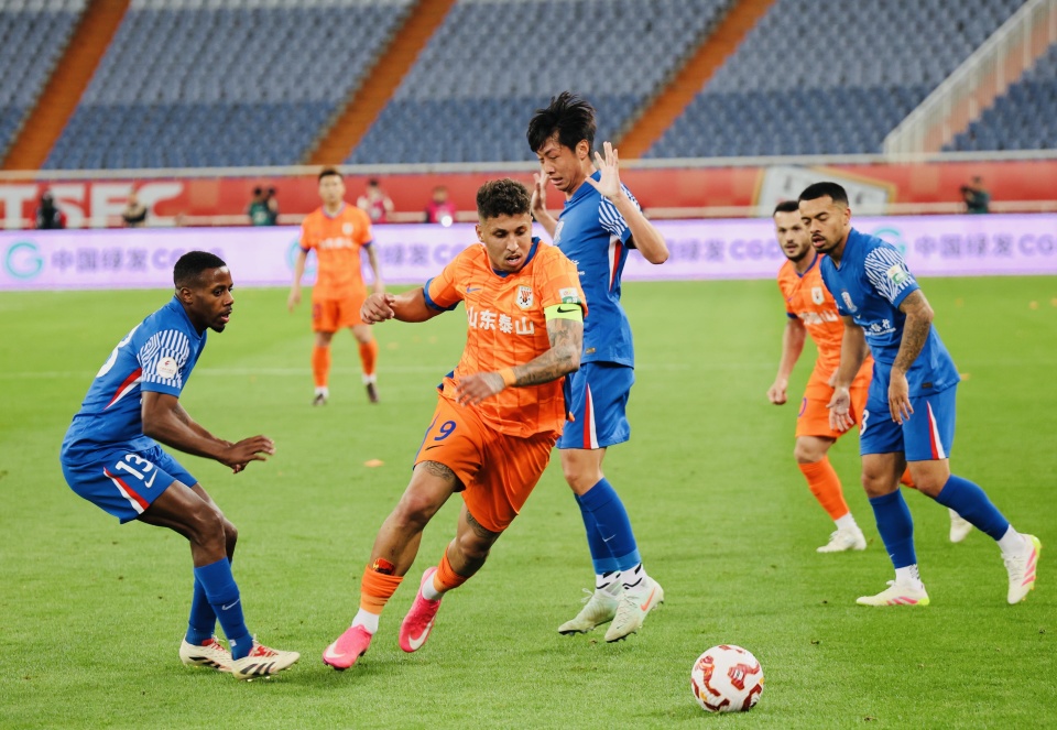 占优, 队合练, https