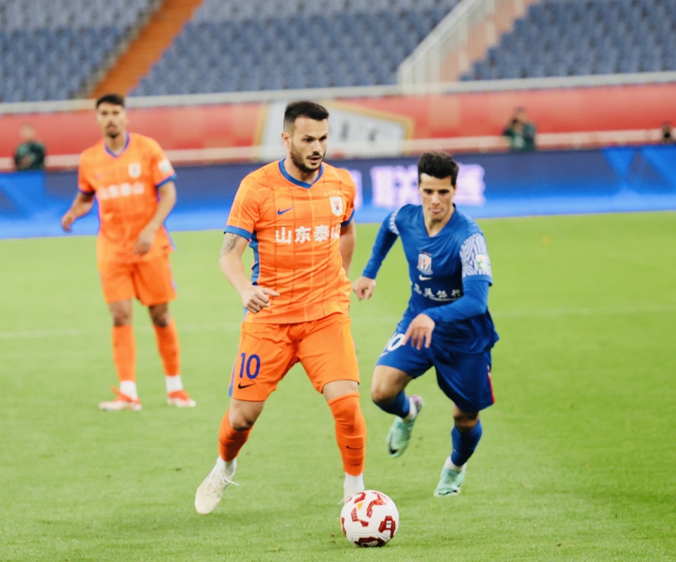 阵型和打法, 带队客场