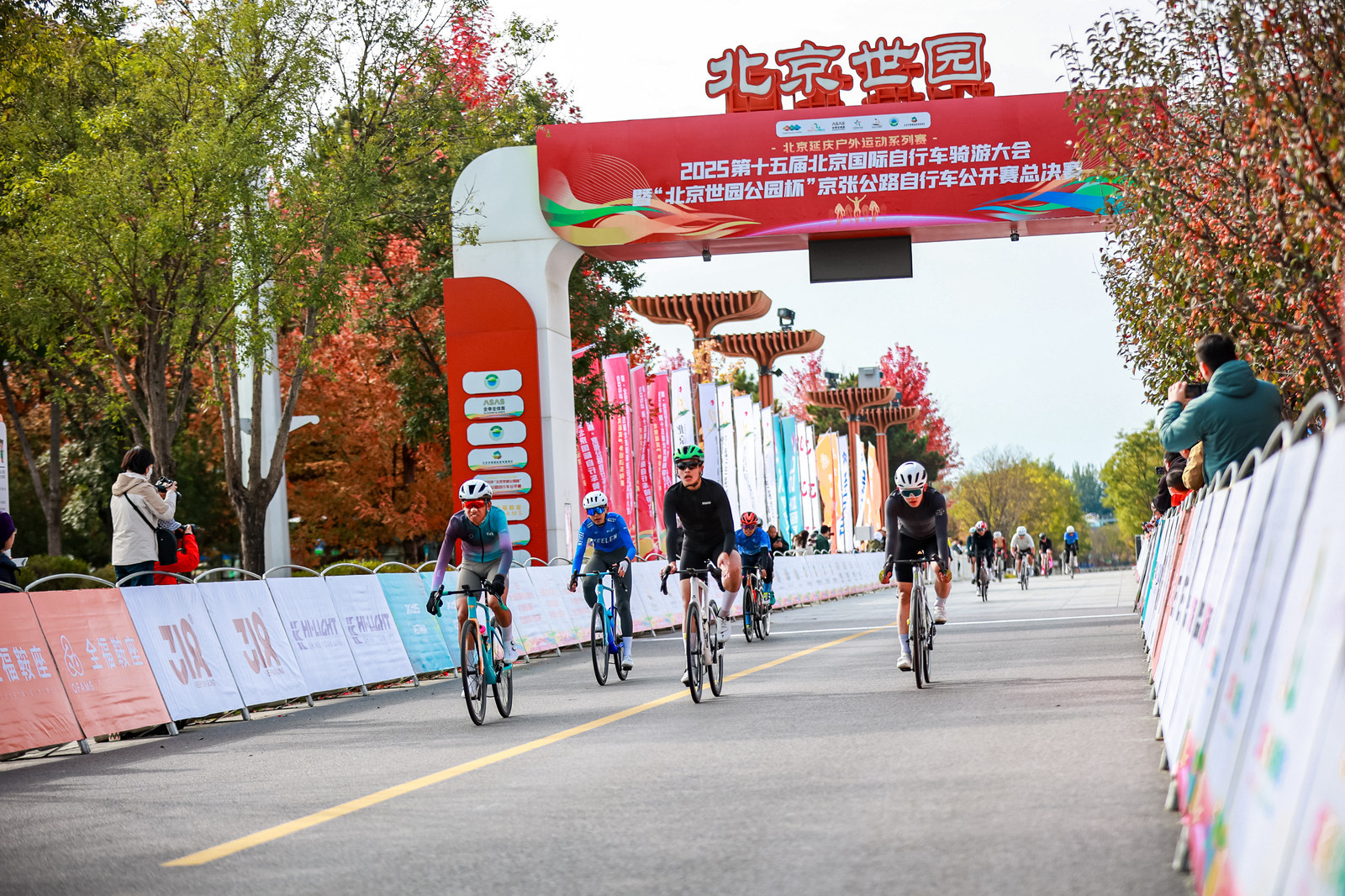 动色彩, msn, 随着汽笛响 动色彩, msn, 随着汽笛响